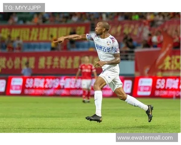 S多利与沙佩的精彩对决揭示足球战术与团队协作的完美结合