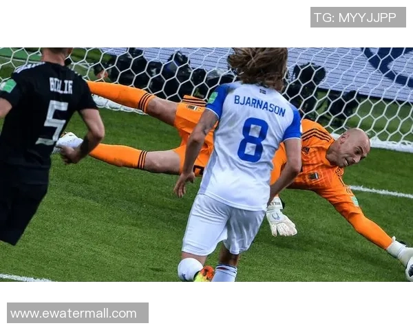 广岛三箭与鹿岛鹿角的激烈对决揭示日本足球的魅力与竞争力